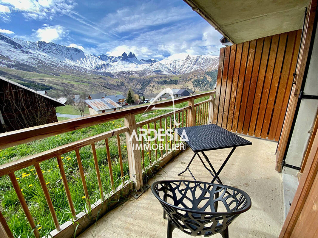 Appartement à ALBIEZ-MONTROND
