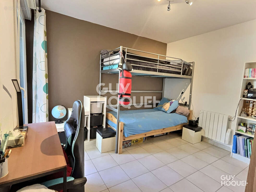 Appartement à CRAPONNE