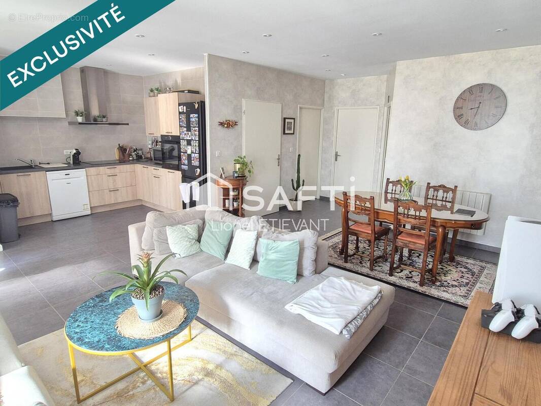 Photo 1 - Appartement à LONS-LE-SAUNIER