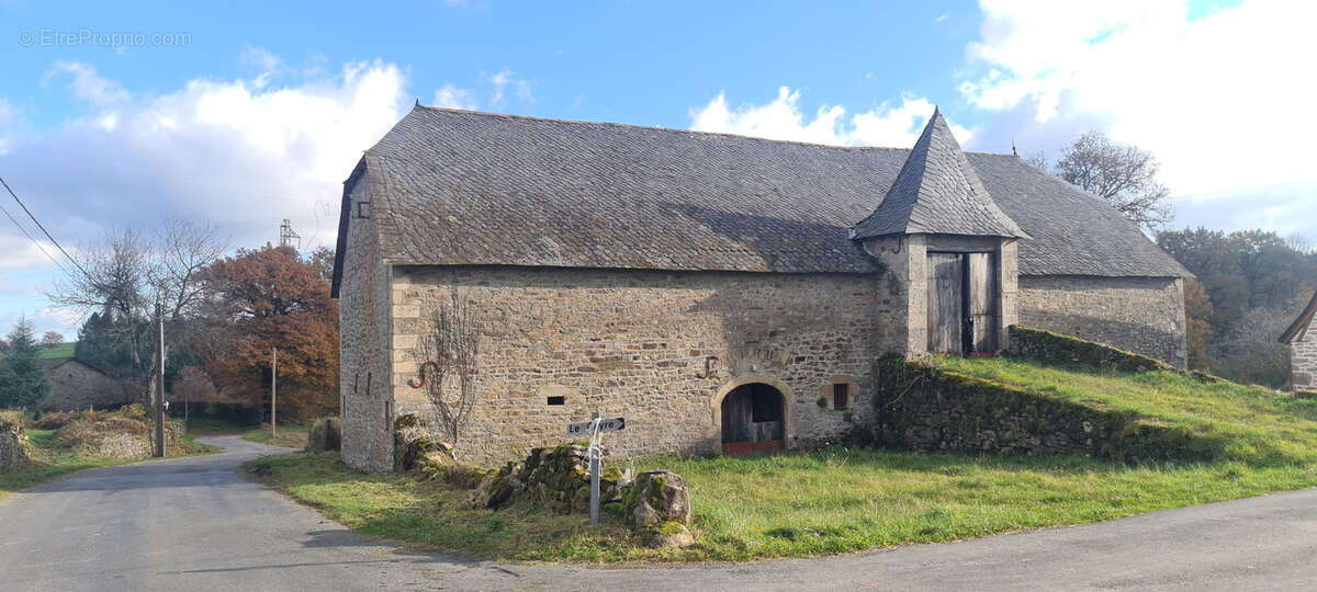 Maison à GOULLES