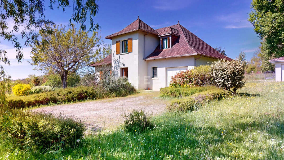 Maison à COUX-ET-BIGAROQUE