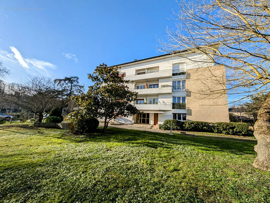 Appartement à MAISONS-LAFFITTE
