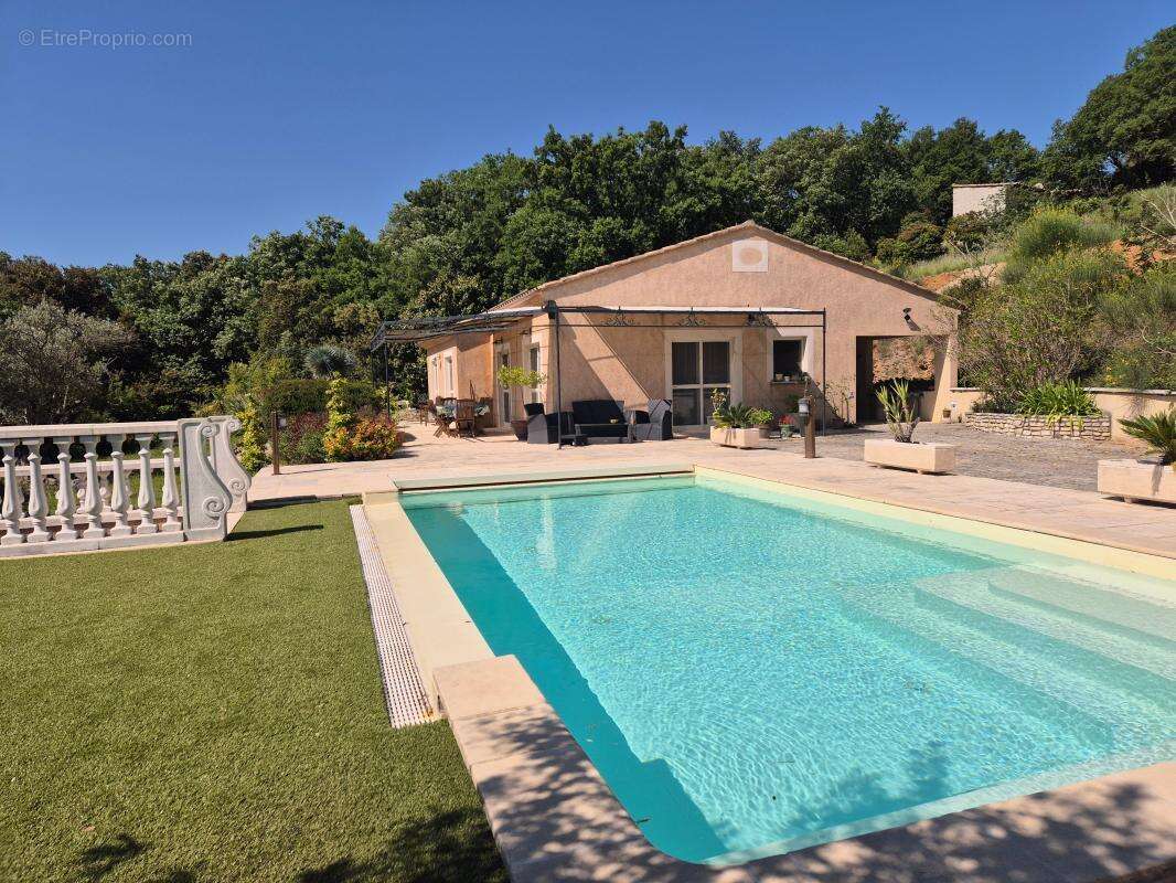 Maison à SAINT-MARTIN-D&#039;ARDECHE