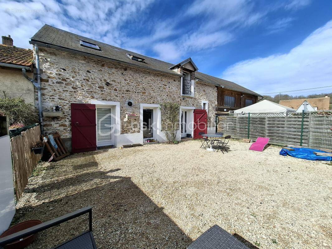 Maison à VILLECONIN