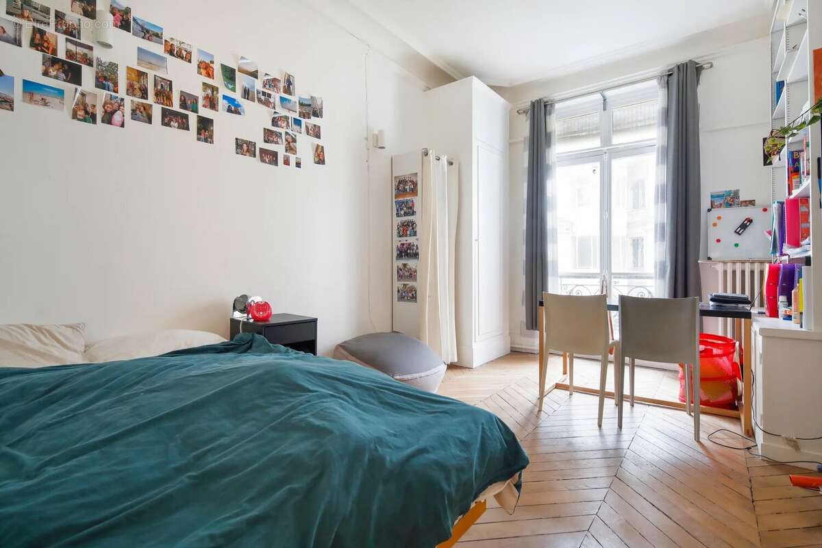 Appartement à PARIS-6E