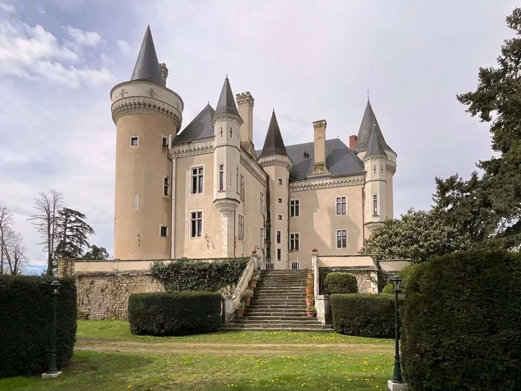 Maison à LA CHATRE