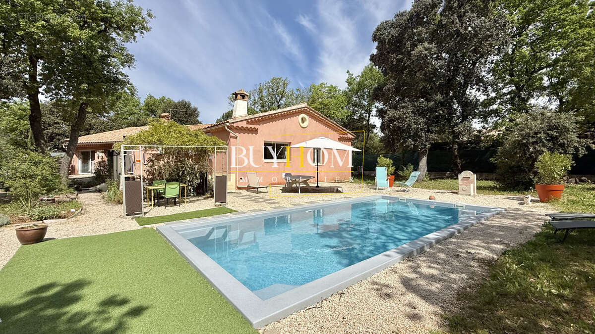 Maison à MAZAN