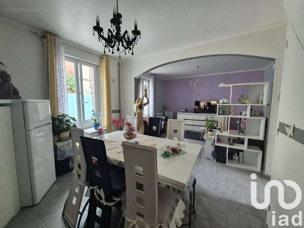 Photo 1 - Maison à ROMILLY-SUR-SEINE
