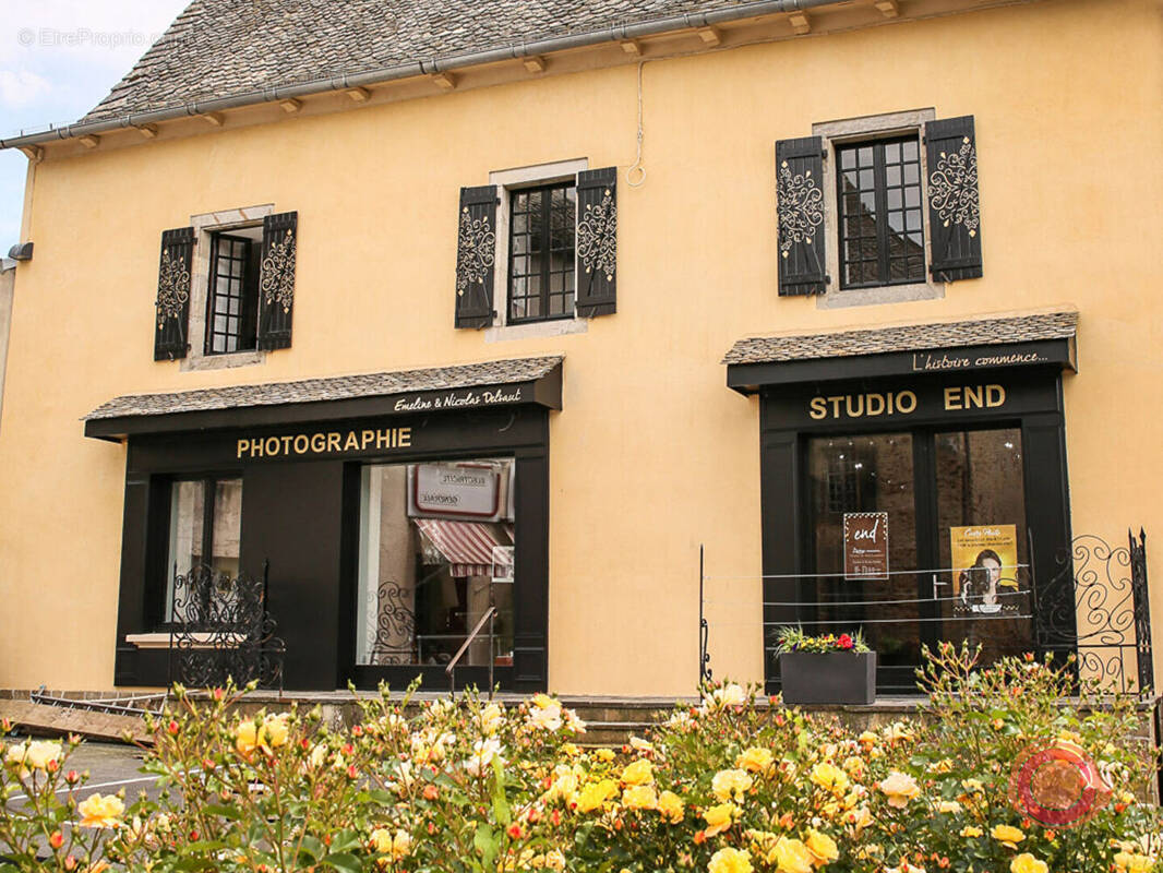 Commerce à NAUCELLE