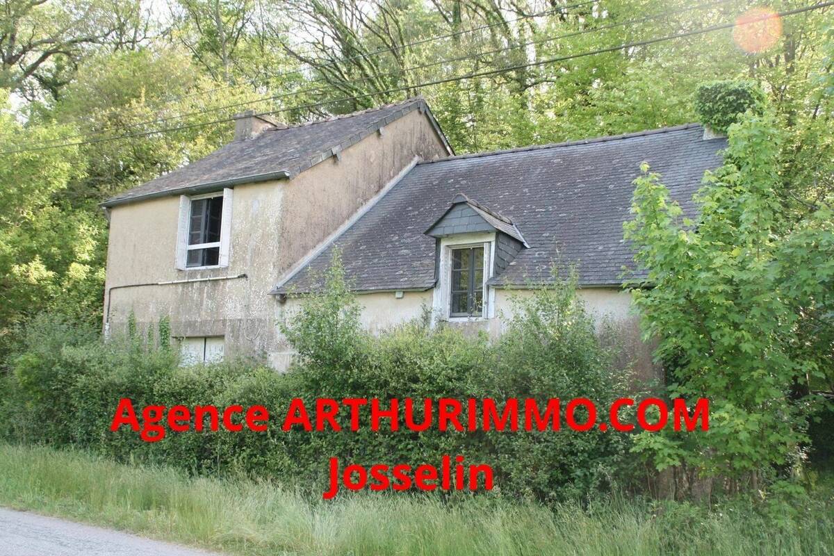 Maison à GUEHENNO