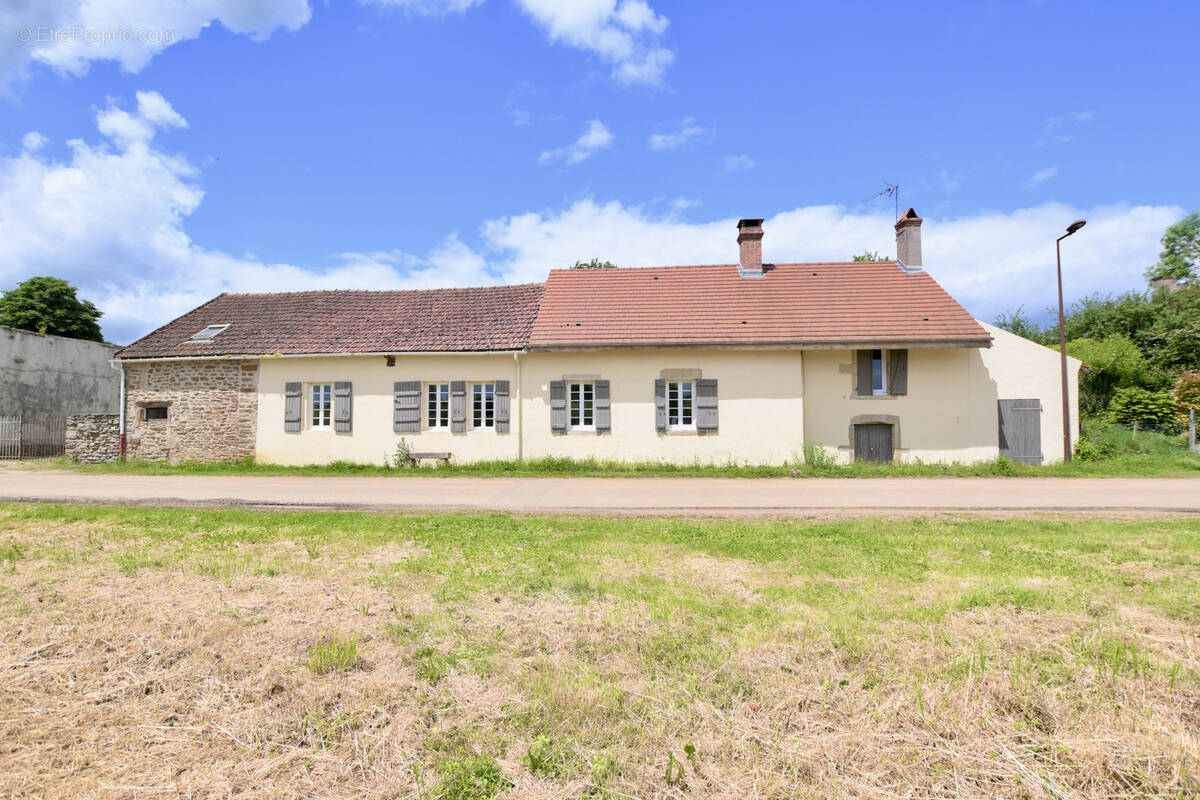 Maison à SAINT-ANDRE-EN-TERRE-PLAINE