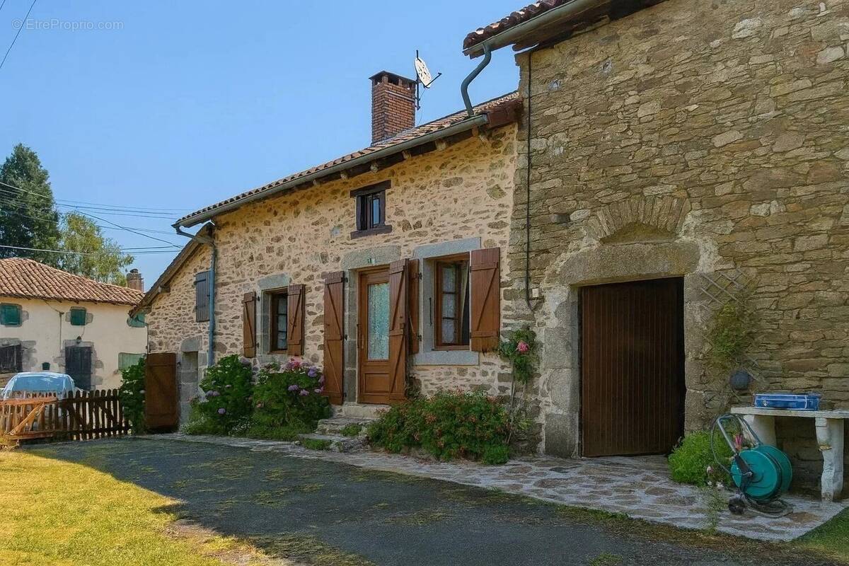 Maison à CUSSAC