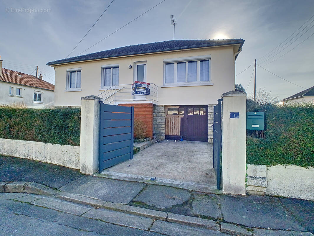 Maison à ISIGNY-SUR-MER