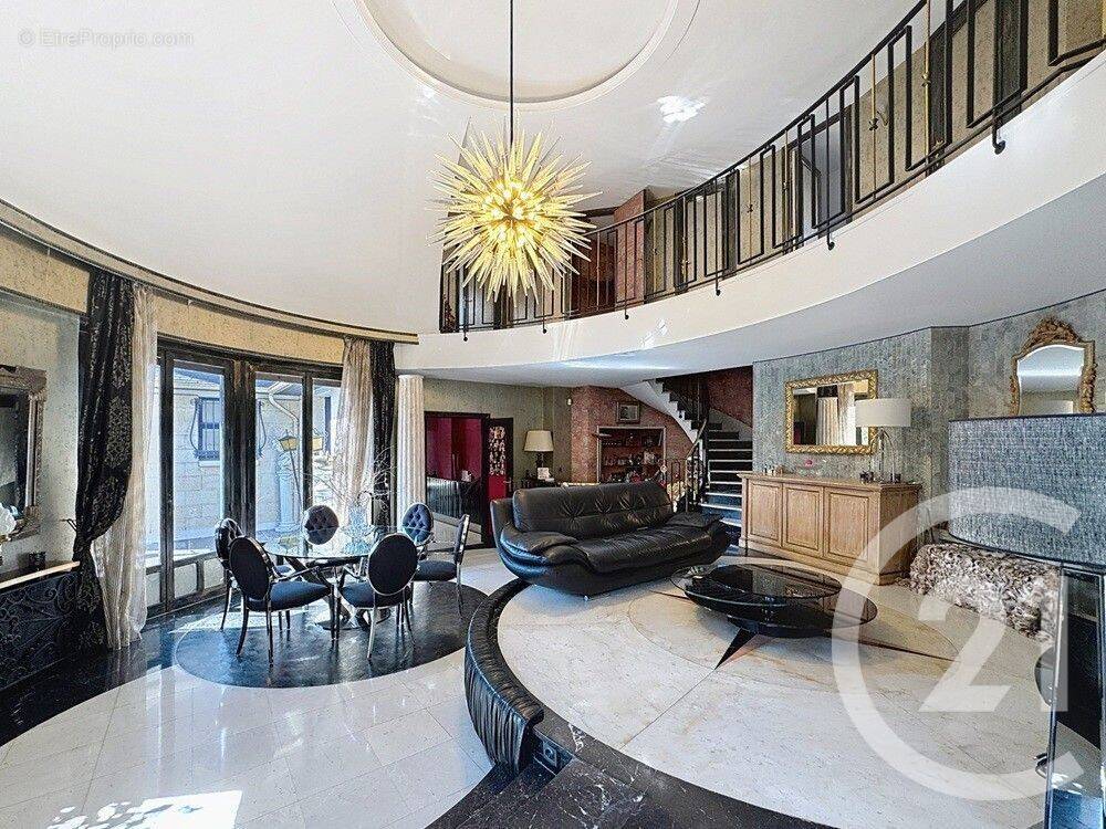 Photo 1 - Maison à THIAIS
