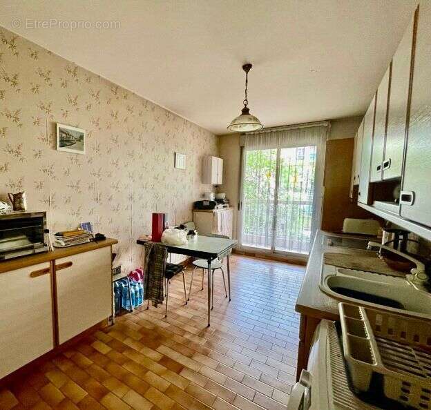 Appartement à LYON-9E
