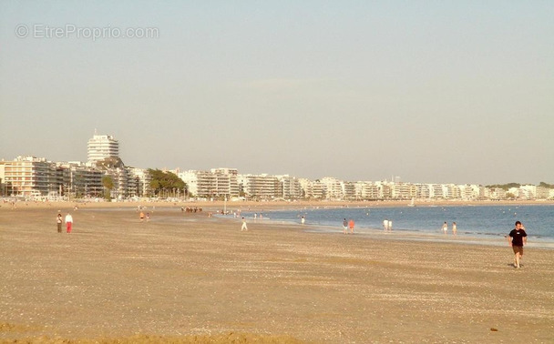 Commerce à LA BAULE-ESCOUBLAC