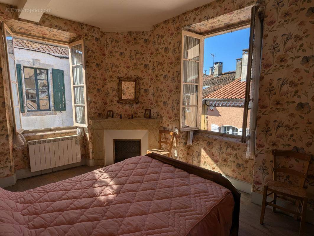 Maison à LA BASTIDE-DE-SEROU