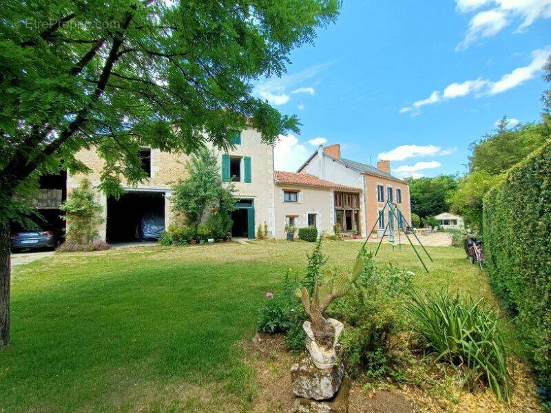 Photo 1 - Maison à LHOMMAIZE