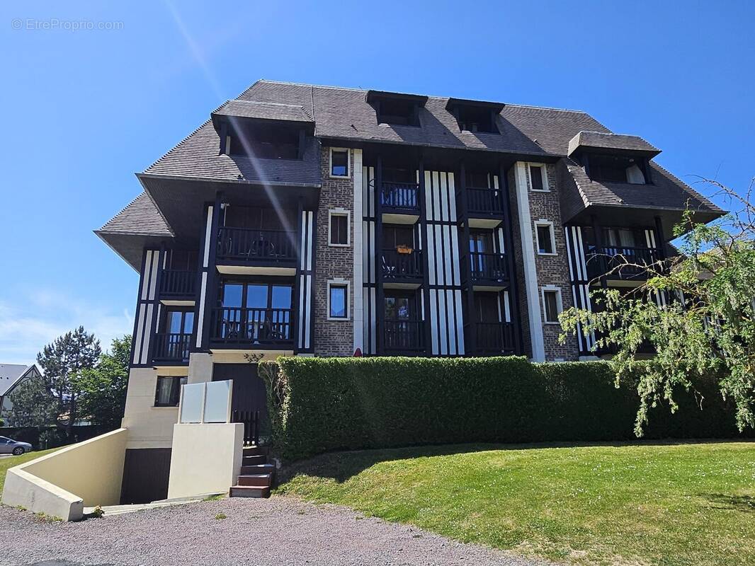 Appartement à BLONVILLE-SUR-MER
