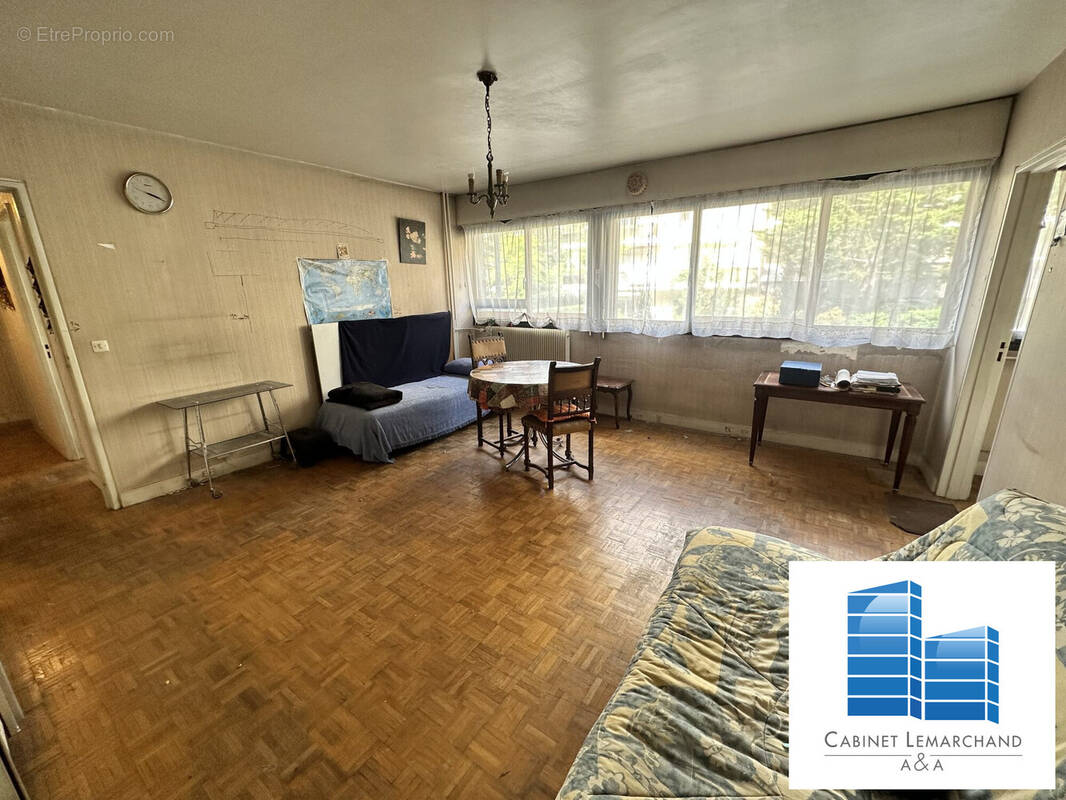 Appartement à ISSY-LES-MOULINEAUX