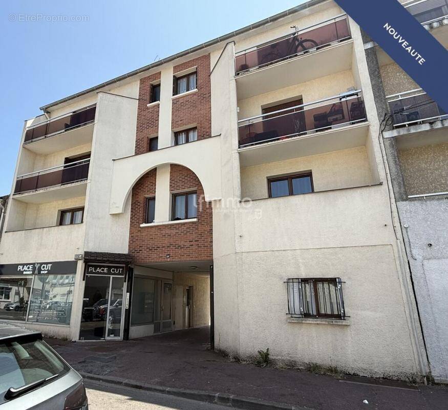 Appartement à TREMBLAY-EN-FRANCE