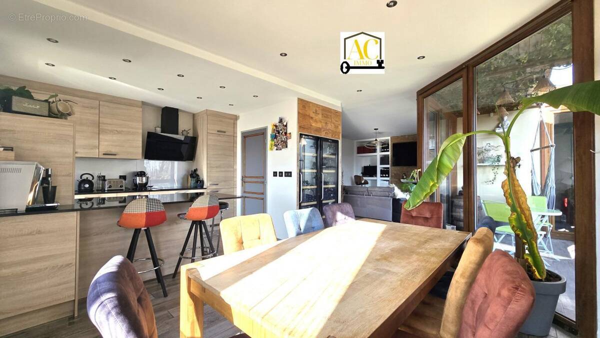 Appartement à PREVESSIN-MOENS