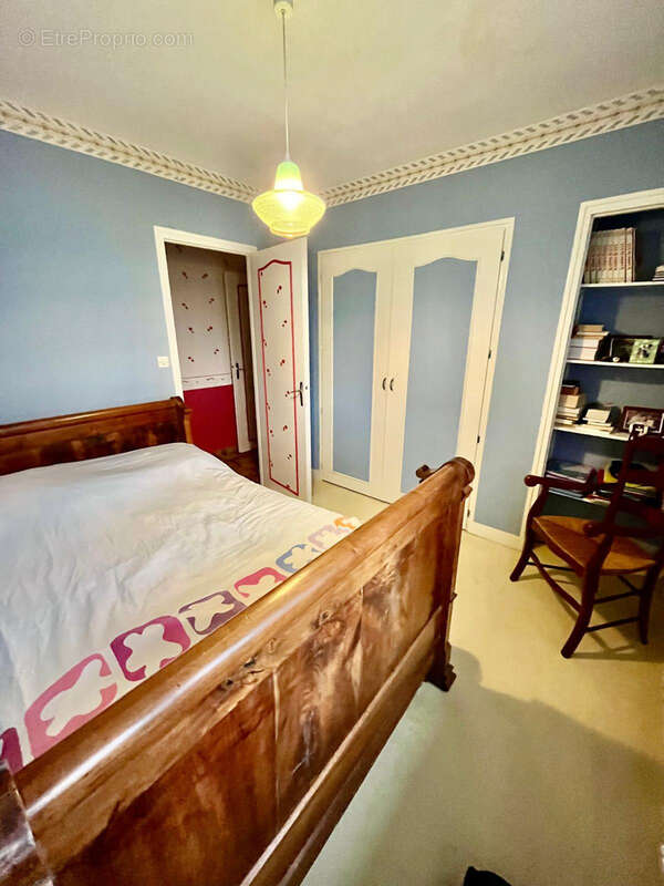 Maison à GENSAC-LA-PALLUE