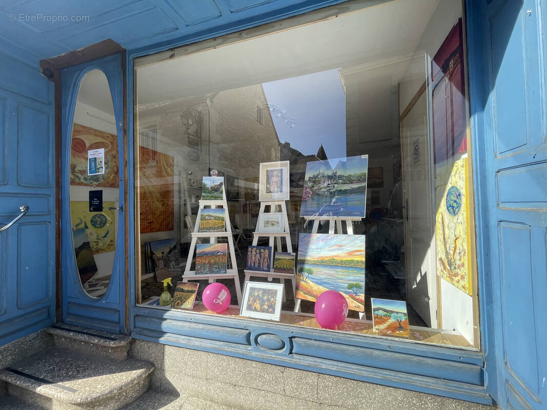 Commerce à LA ROCHE-POSAY