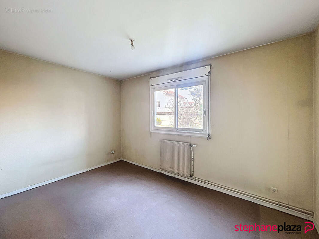 Appartement à LYON-8E