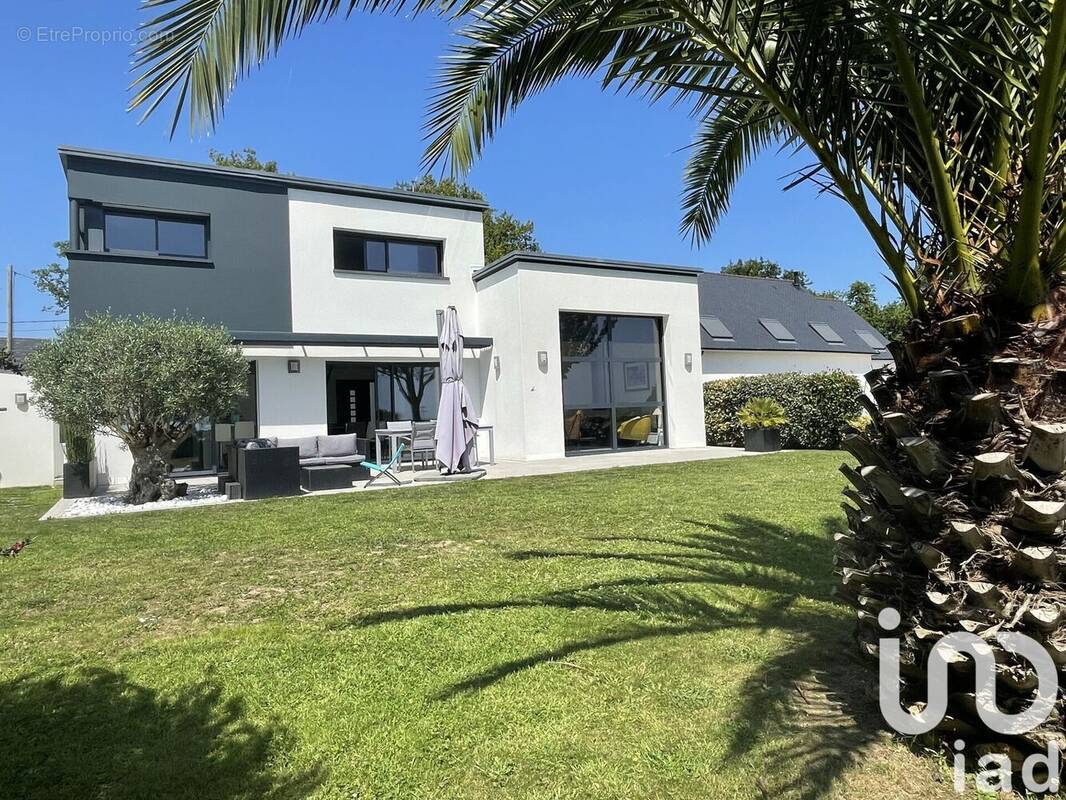 Photo 1 - Maison à LANDEVANT