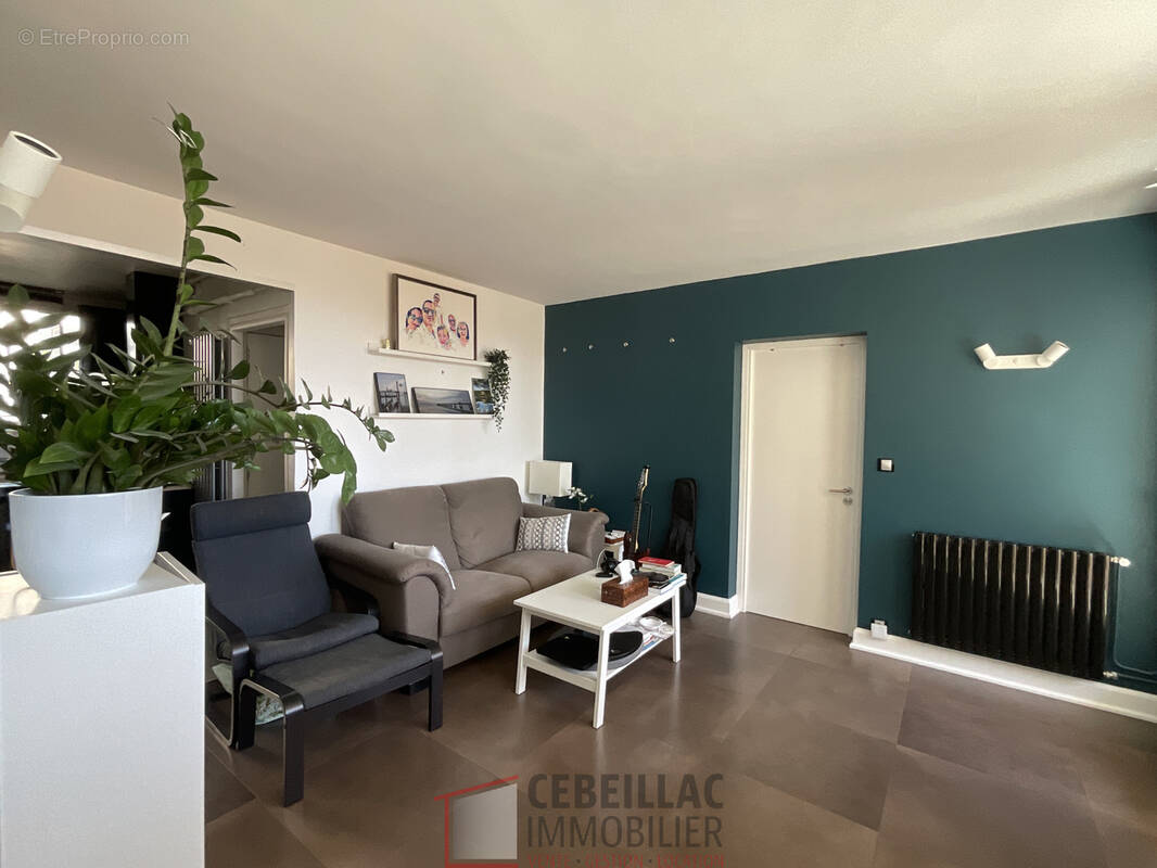 Appartement à CHAMALIERES
