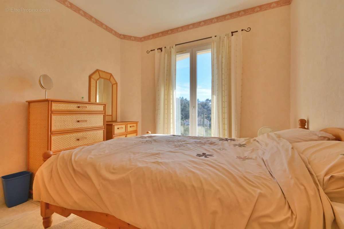 Maison à BIOT