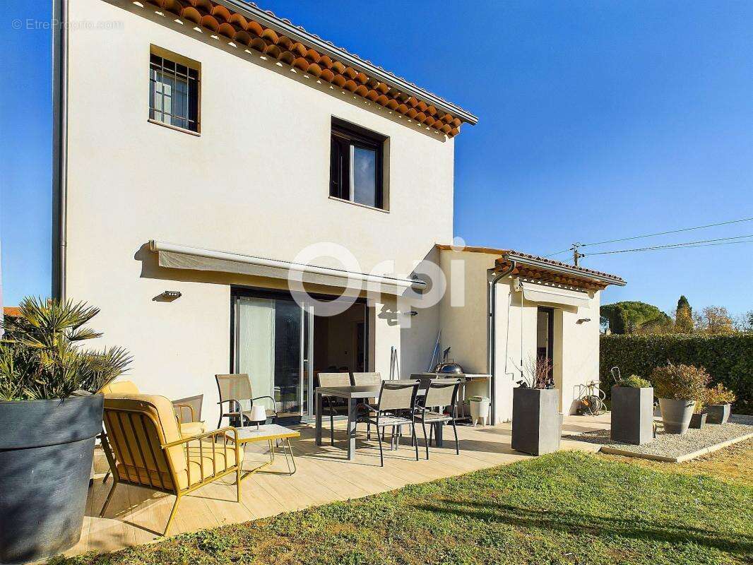 Maison à CALLIAN