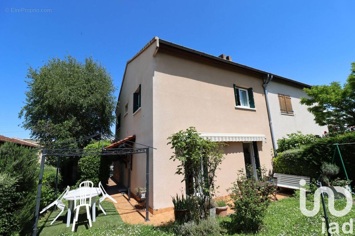 Photo 1 - Maison à COURNON-D&#039;AUVERGNE