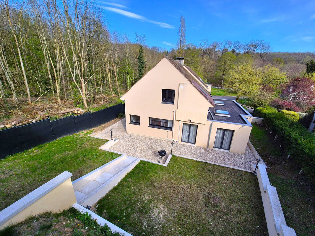 Maison à JOUY-EN-JOSAS