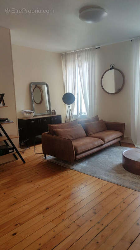 Appartement à SOUPPES-SUR-LOING