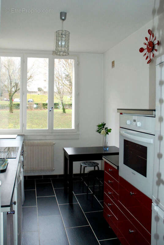 Appartement à OULLINS