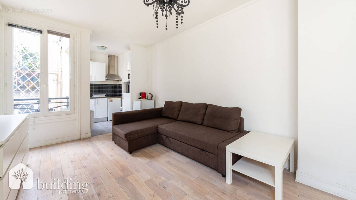 Appartement à PARIS-8E