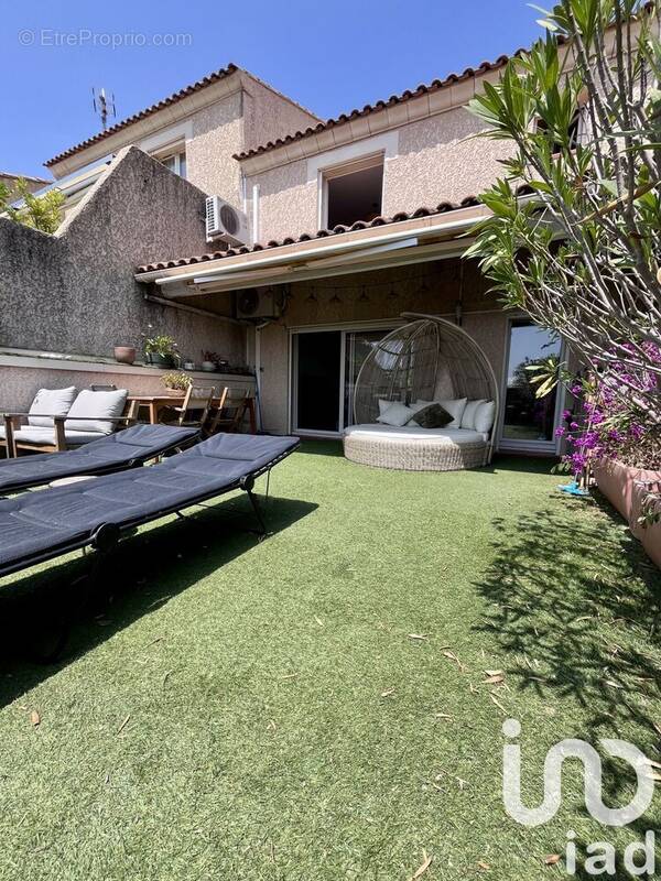 Photo 1 - Appartement à MARSEILLE-12E