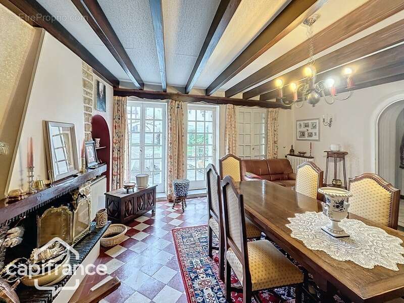Maison à SAINT-JEAN-DE-THOUARS