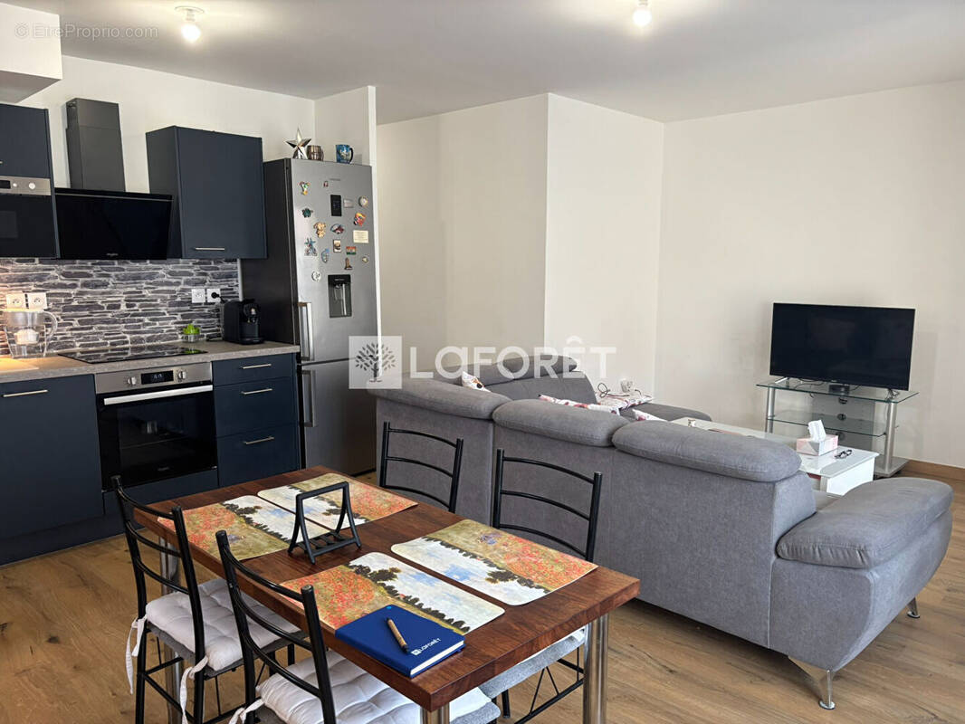 Appartement à LAMORLAYE