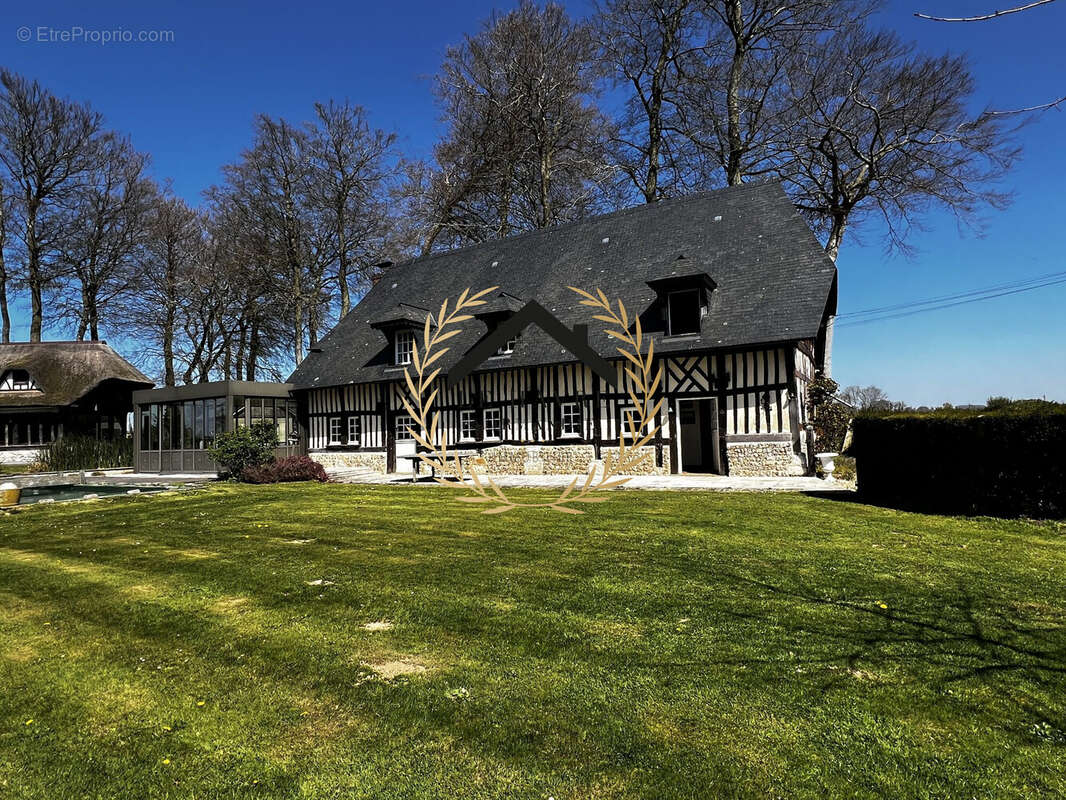 Maison à ANGERVILLE-L&#039;ORCHER
