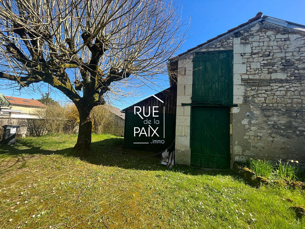 Maison à NAINTRE