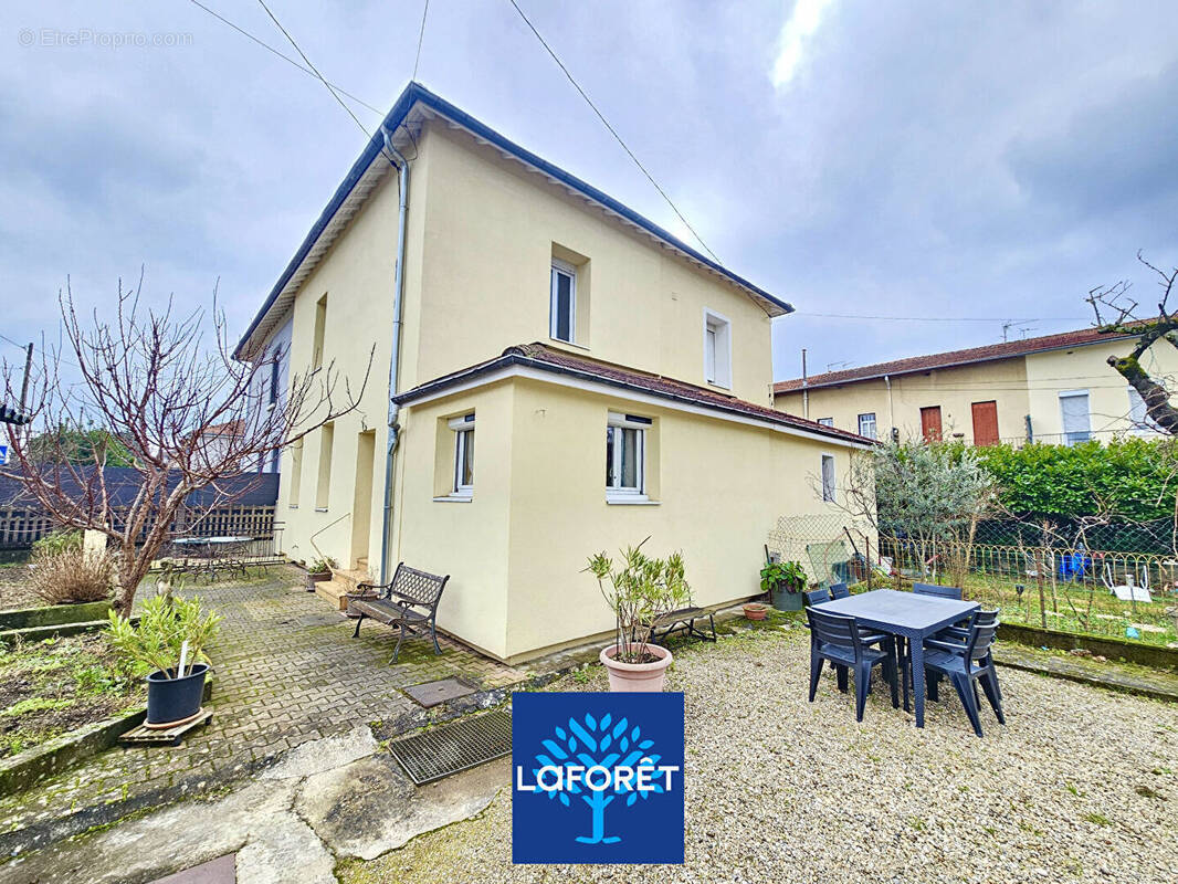 Maison à SAINT-PRIEST