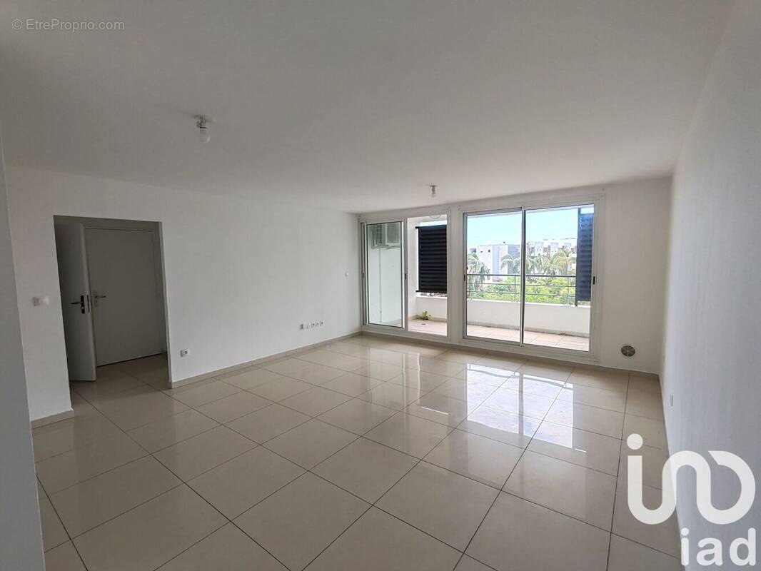 Photo 1 - Appartement à SAINT-DENIS