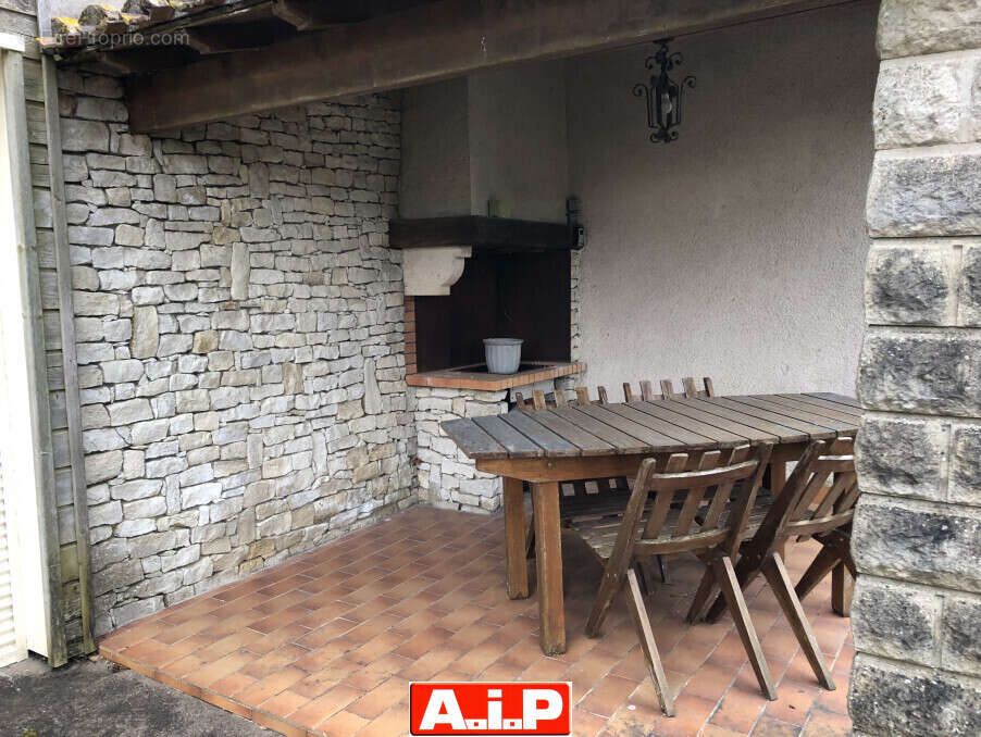 Maison à POUZAUGES