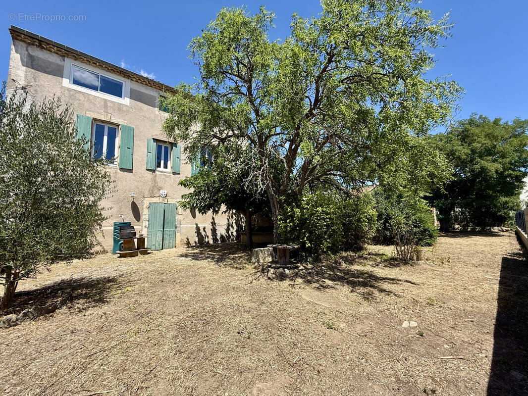 Maison à POMEROLS
