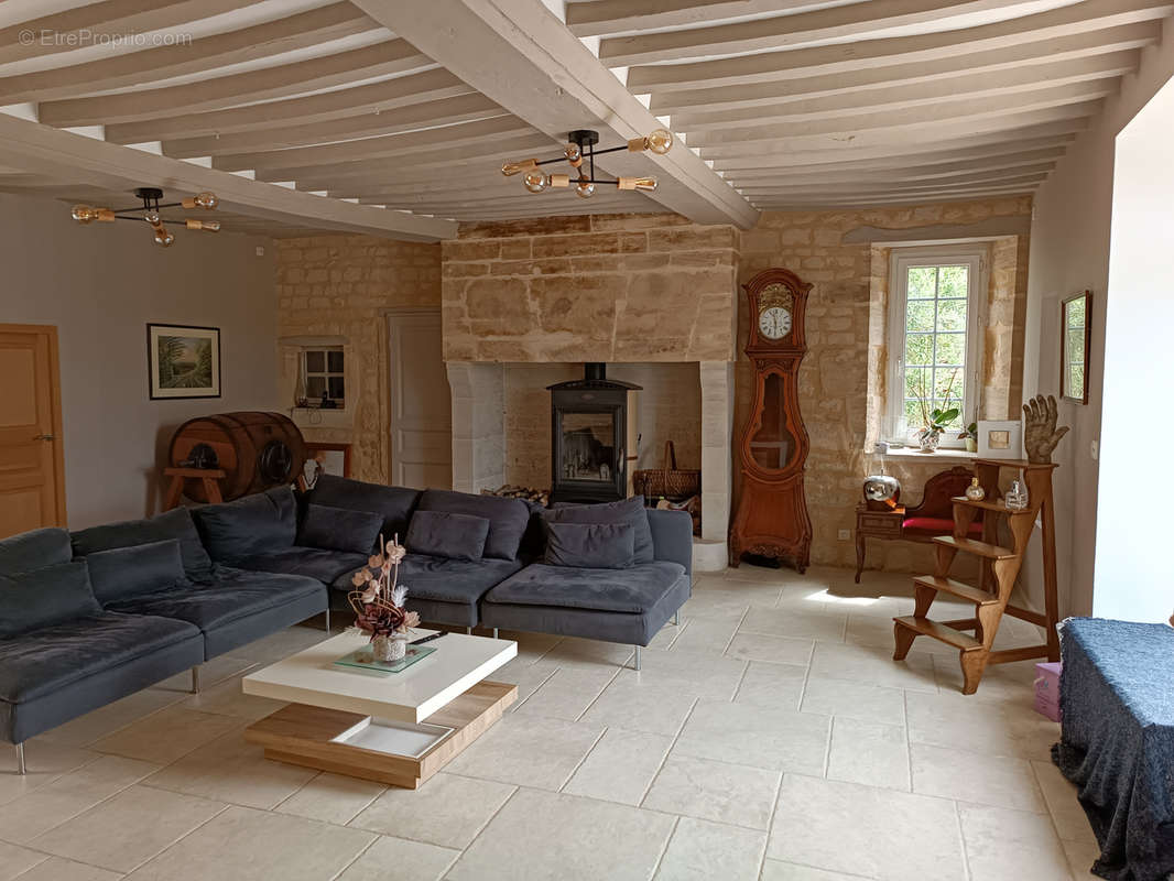 Maison à CREULLY