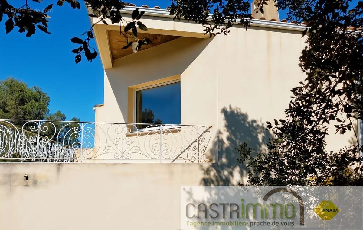 Maison à CASTRIES