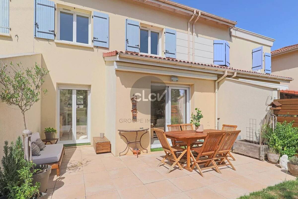Maison à MIONS